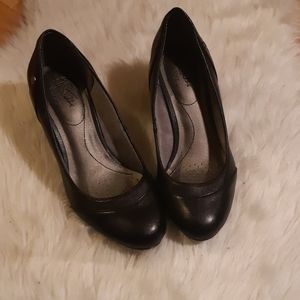 Life Stride Black Wedge Shoes